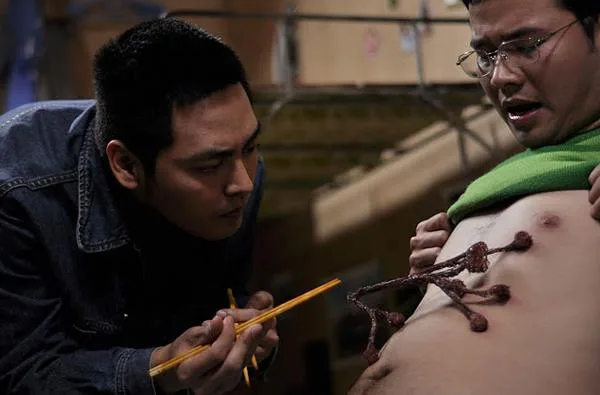 Thuật Nuôi Huyết Ngải Trong Lời Nguyền Huyết Ngải