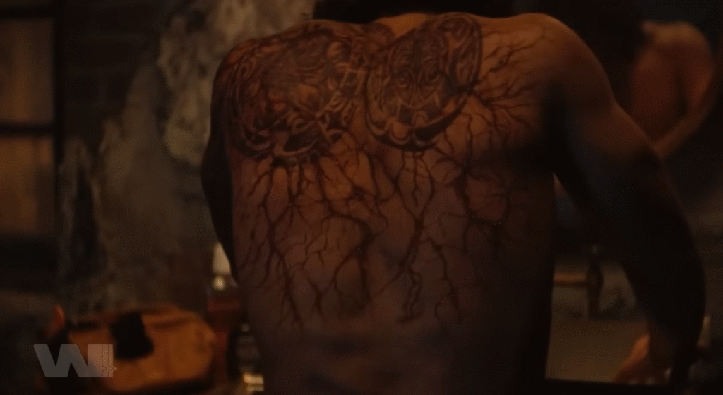 Parker đang vào trạng thái bị thứ gì đó xâm chiếm.