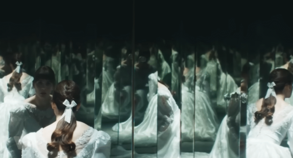 Trailer hé lộ điều gì về vụ Smurl