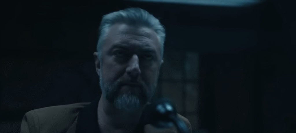12. Metahumans mất niềm tin