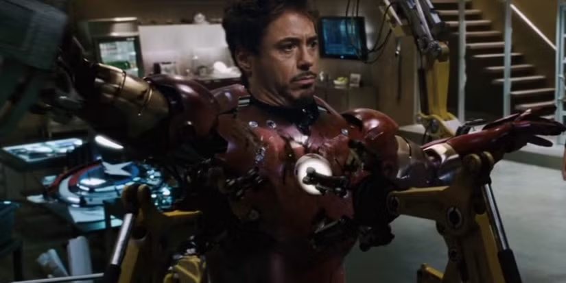 7. Captain America’s Shield trong Iron Man (2008)
