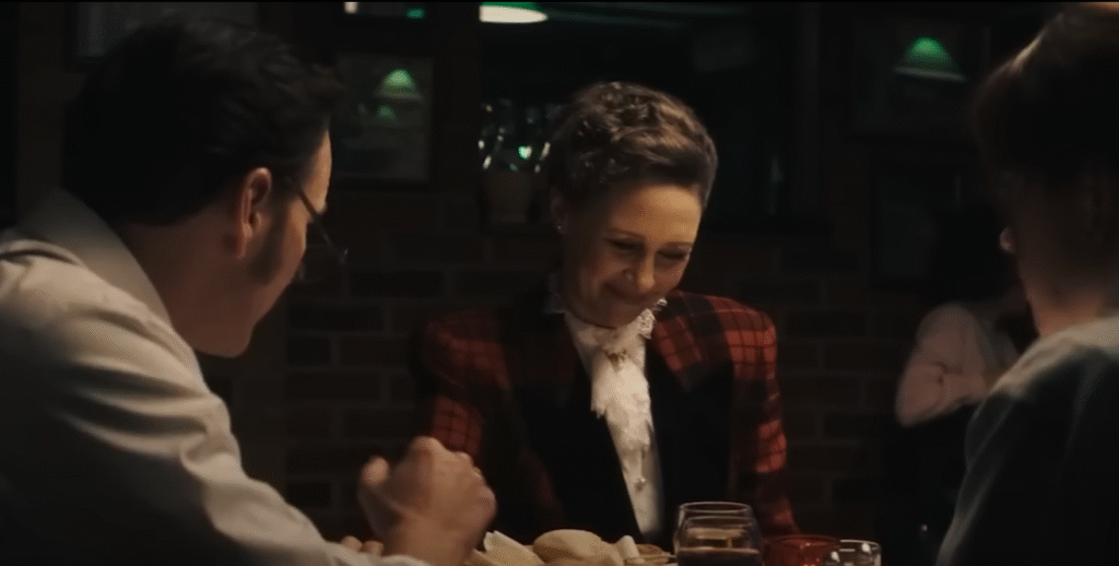 Trở lại với Ed và Lorraine – Khi nỗi sợ mang hình hài của tình yêu