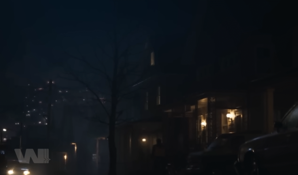 Một ngôi nhà mới, nhưng vẫn là cơn ác mộng cũ – nơi quỷ dữ luôn đợi sẵn.