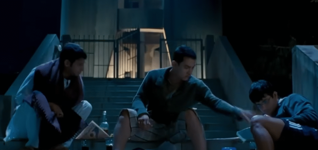 Ba chàng trai – ba nỗi sợ, ba ước mơ – khởi đầu cho hành trình ngốc nhất nhưng đáng nhớ nhất đời sinh viên.