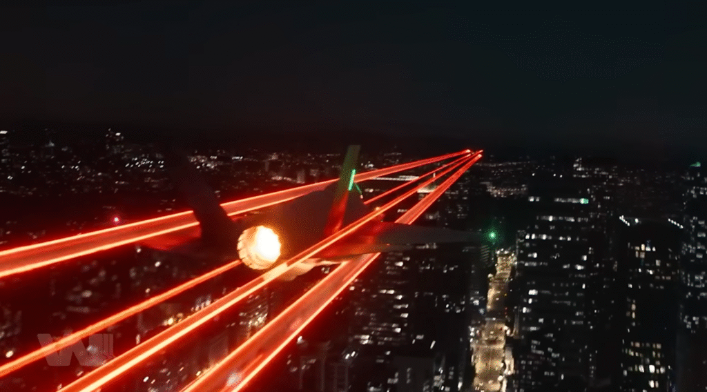 Nếu có lý do nào khiến bạn phải ra rạp xem Tron Ares, thì đó chắc chắn là phần hình ảnh và âm thanh.