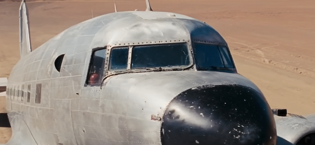 Âm mưu thật sự – Khi nước còn đáng giá hơn dầu