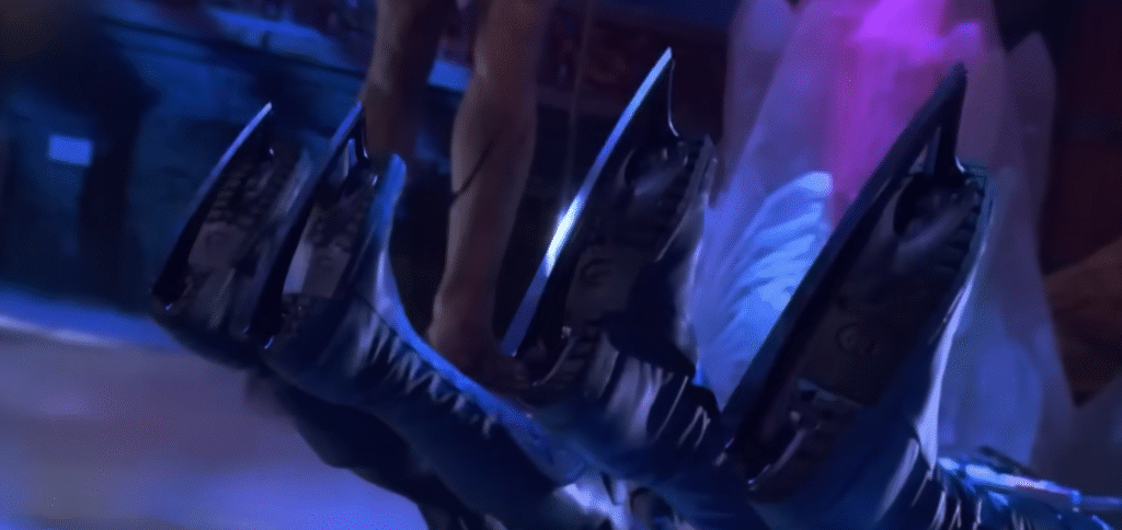 Bat Ice Skates – Đỉnh cao của chuẩn bị hay đỉnh cao của meme?