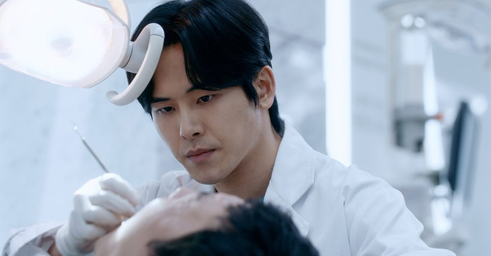 3. Tooth Worms – Khi nỗi sợ nằm sâu trong hàm răng