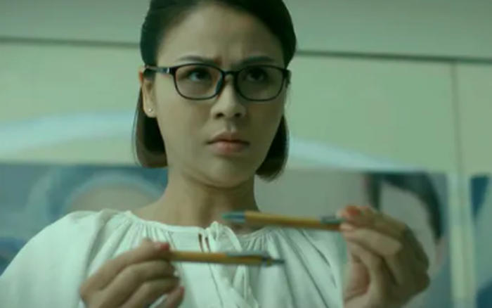 Mặt Nạ Gương – Khi gia đình cũng là hiện trường