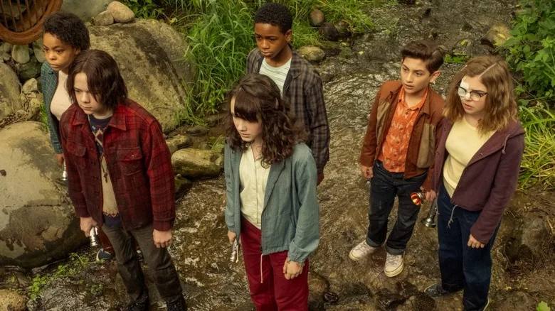 Nhóm Năm Đứa Trẻ Được Hình Thành