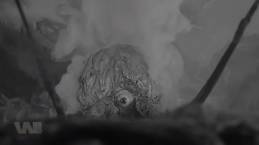 Mắt khổng lồ – nỗi sợ bị theo dõi không lối thoát