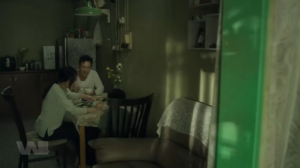 Khi Tình Yêu Thương Trở Nên Độc Đoán