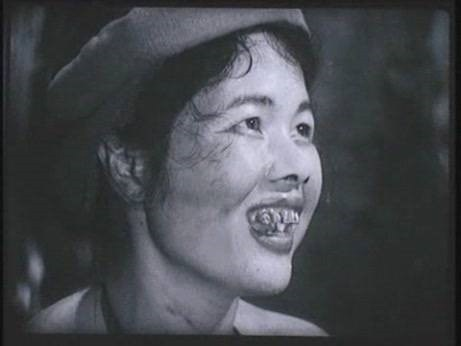 Thị Nở – Một bát cháo hành và khoảnh khắc làm người