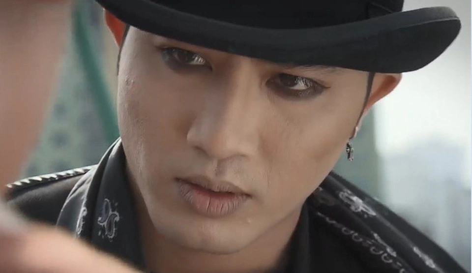 Mê cung – vai Fedora, trùm cuối diễn xuất