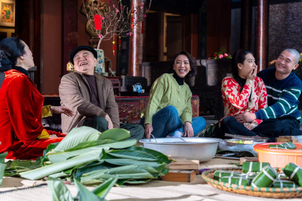 Dàn dựng và quay phim: Tiết chế, tinh tế, và rất Hà Nội