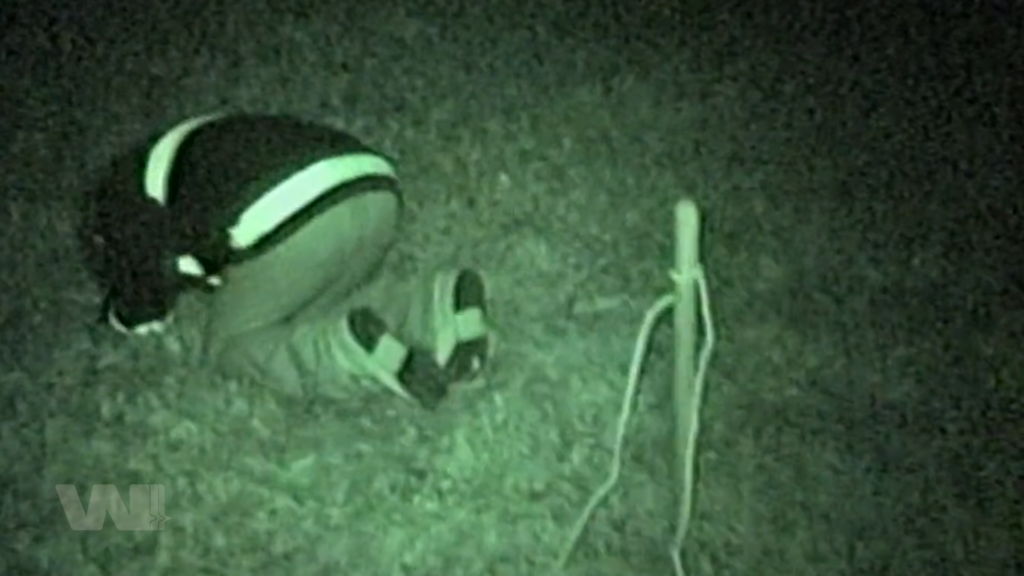 Đoạn Phim 3: Đêm Tảo Mộ và Nghi Thức Không Ai Được Biết