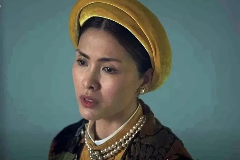 Giải mã + phân tích trailer Hoàng Hậu Cuối Cùng